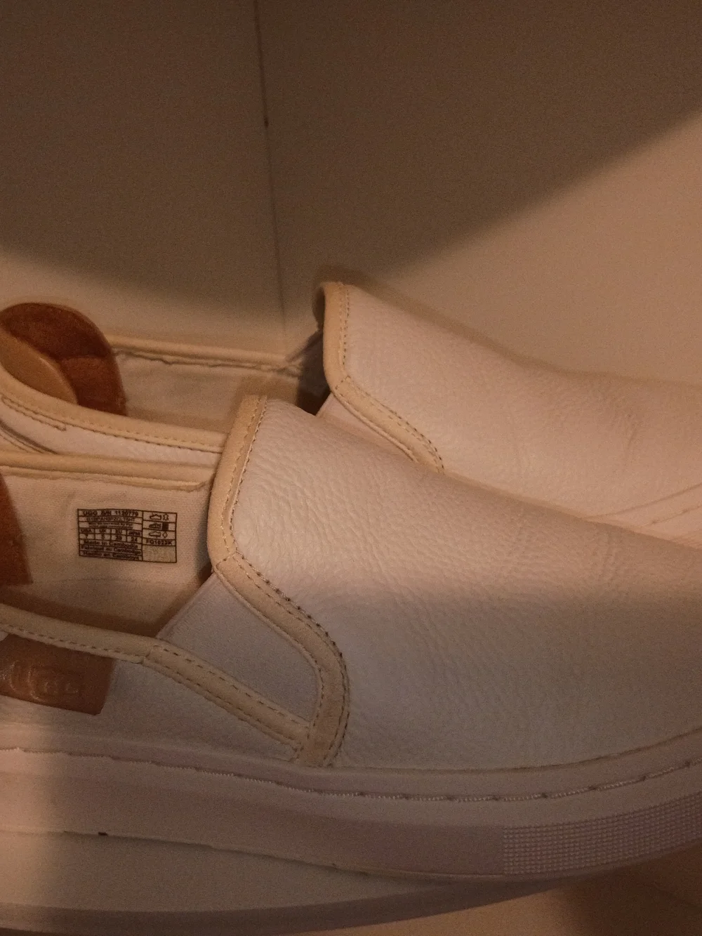 UGG smooth white